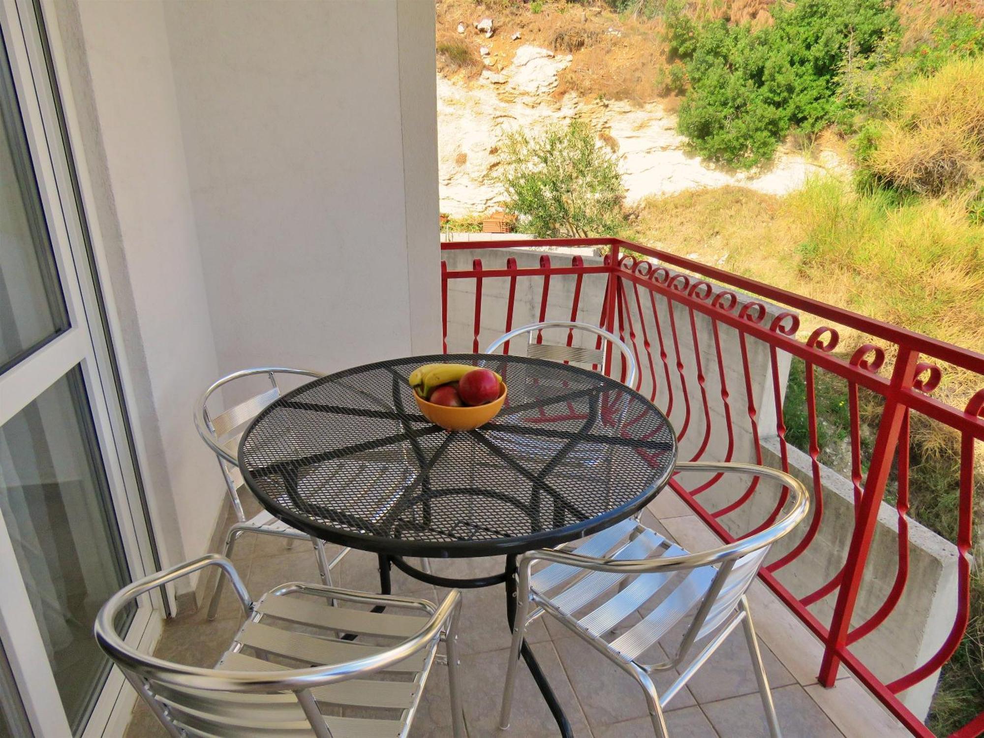 Apartments Zvone Омиш Номер фото