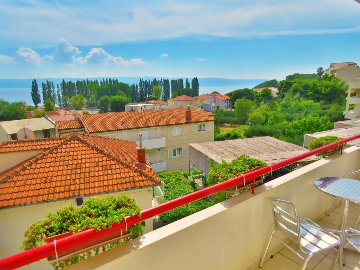 Apartments Zvone Омиш Экстерьер фото